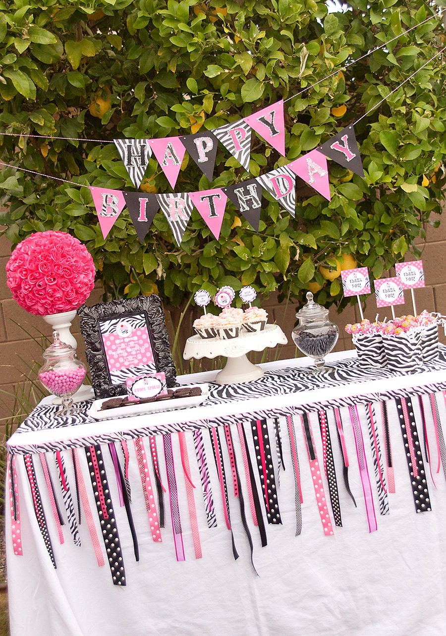 Zebra Print Birthday Decorations
 PARTY BLOG by BirdsParty Printables Parties DIYCrafts