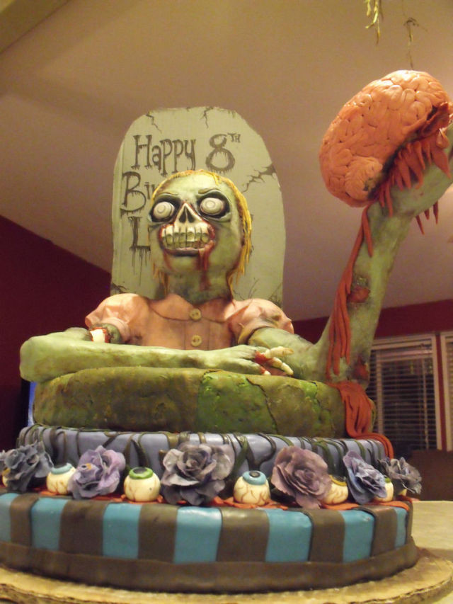 Zombie Birthday Cakes
 Cool High Quality Pix Zombie Birthday Cake